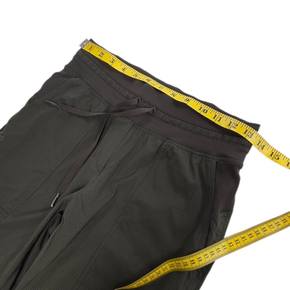 Lululemon Dance Studio Crop, 25" Dark Olive, Swift, Mid Rise, Athletic, Size 4 - Picture 7 of 10
